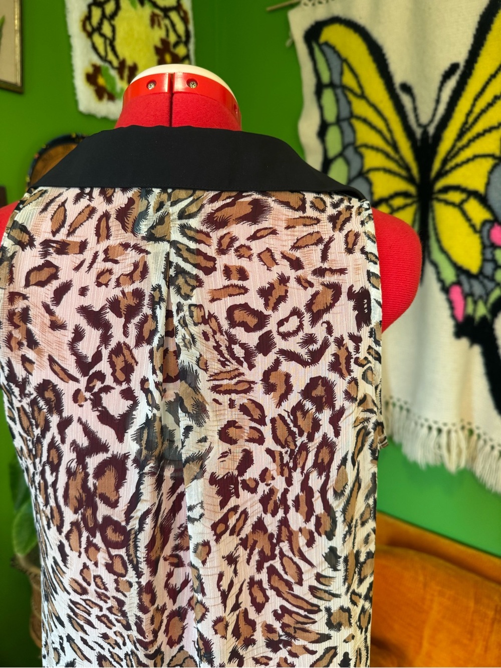 h.i.p. Red and Black Leopard-Print Lined Jacket - Picture 6 of 6